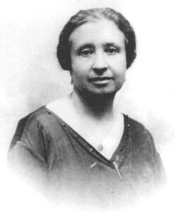 Adela, 1920