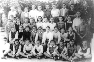 En el colegio, 1937