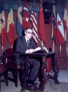 Odón Betanzos Palacios, 1982
